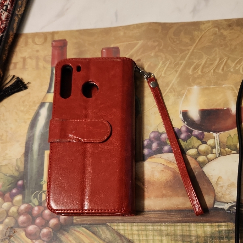 Red Leather Phone Wallet Case - Picture 3 of 4